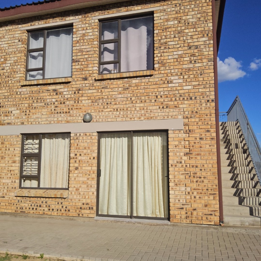 2 Bedroom Property for Sale in Lourierpark Free State